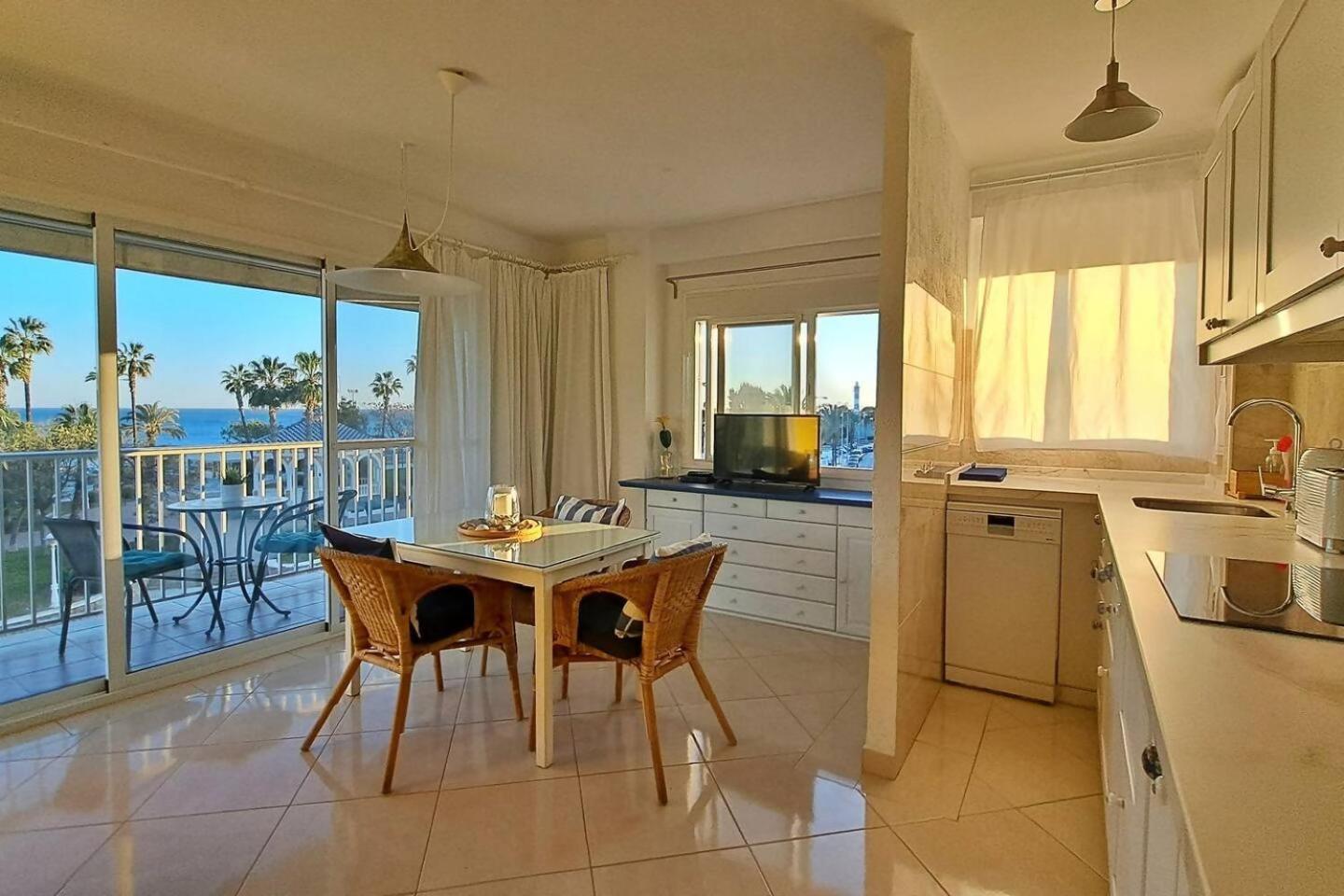 Apartamento El Nido Torre Del Mar Exterior foto